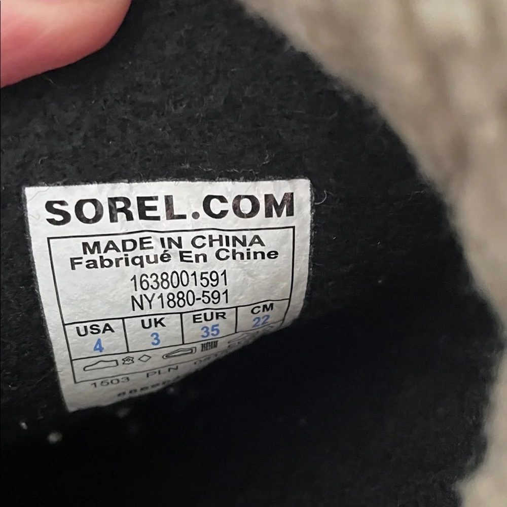 Sorel Kids Snow Boots - Navy and Lime size 4
